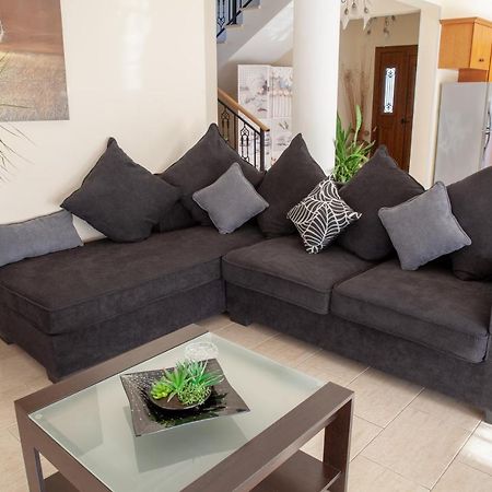 Villa Paradise Paphos Esterno foto