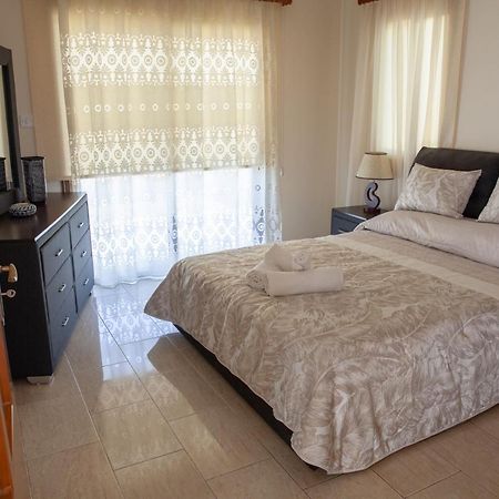 Villa Paradise Paphos Esterno foto