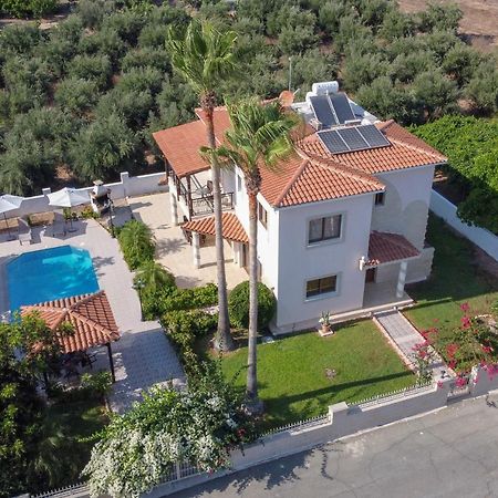 Villa Paradise Paphos Esterno foto