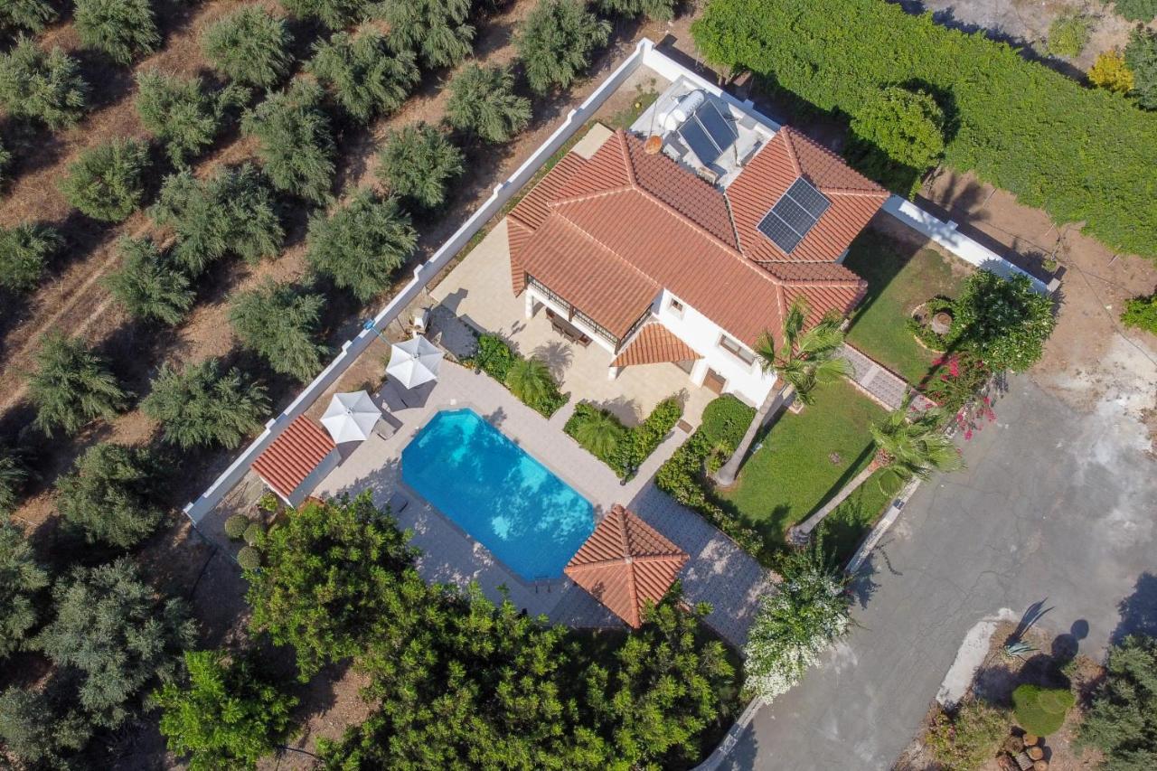 Villa Paradise Paphos Esterno foto