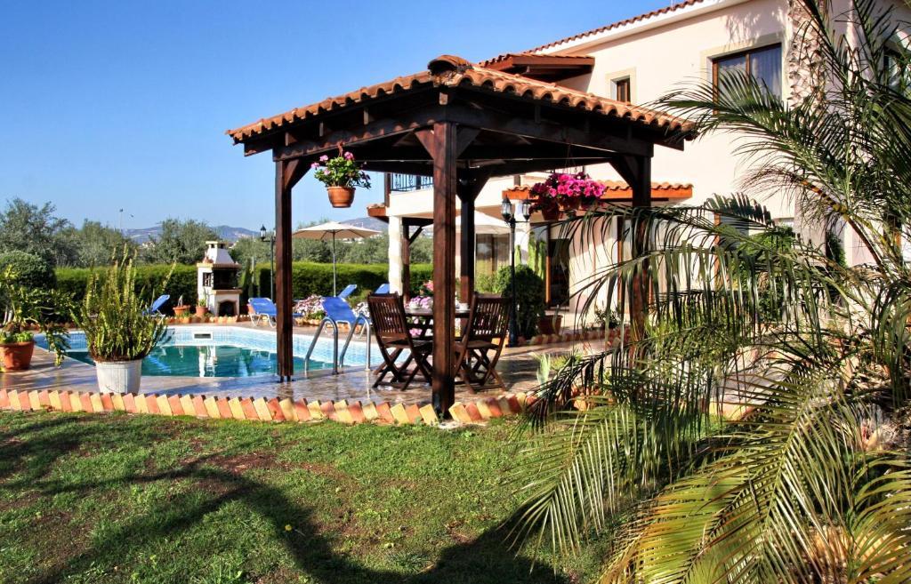 Villa Paradise Paphos Esterno foto