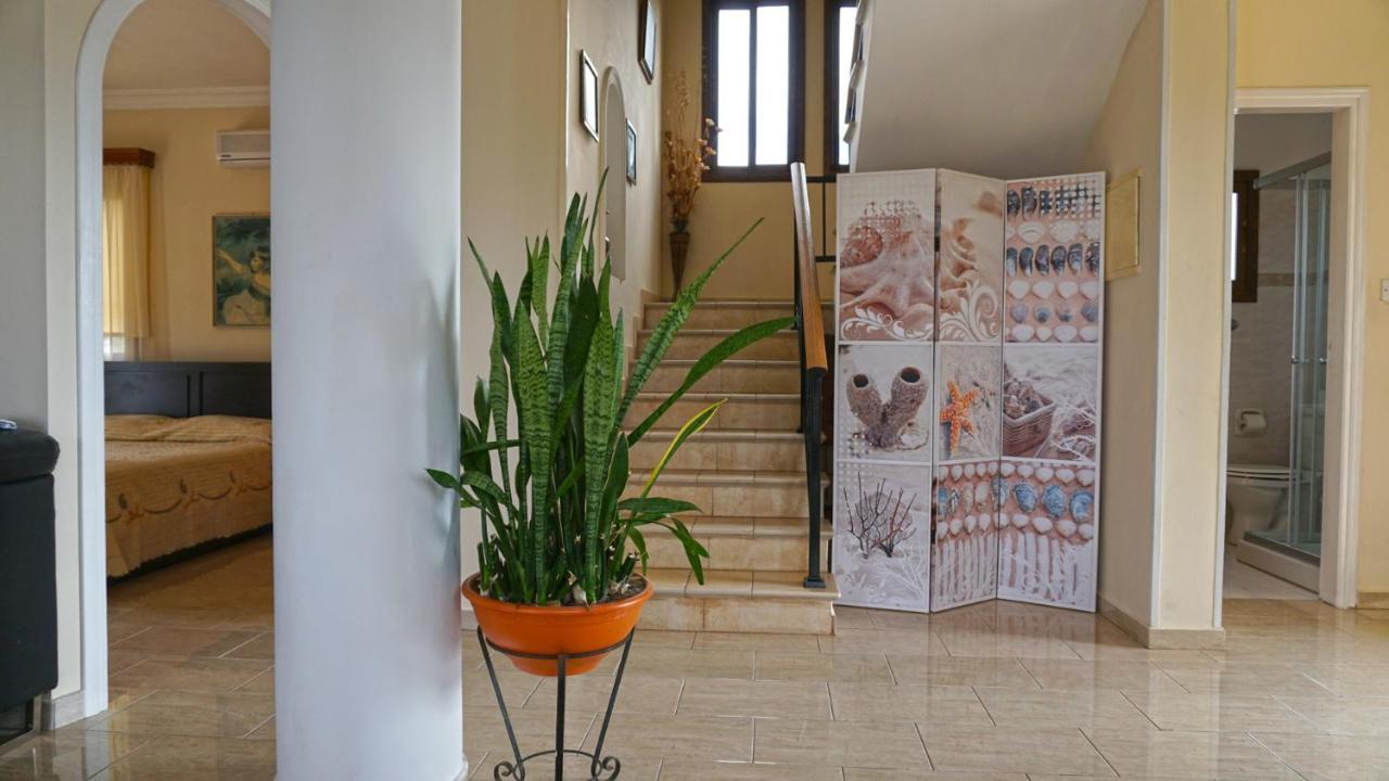 Villa Paradise Paphos Esterno foto